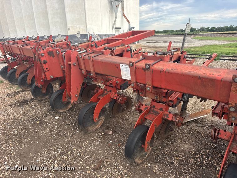 image for item EW4943 Krause row crop cultivator