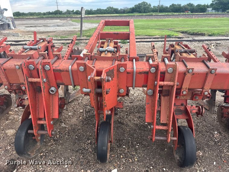 image for item EW4943 Krause row crop cultivator