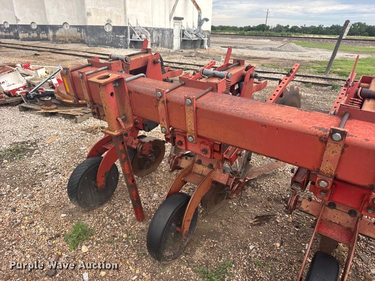image for item EW4943 Krause row crop cultivator