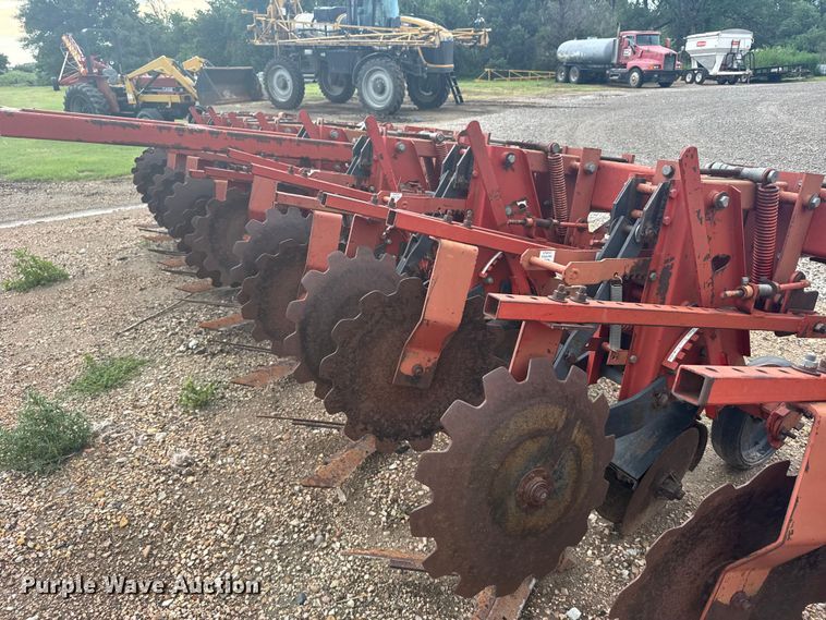 image for item EW4943 Krause row crop cultivator