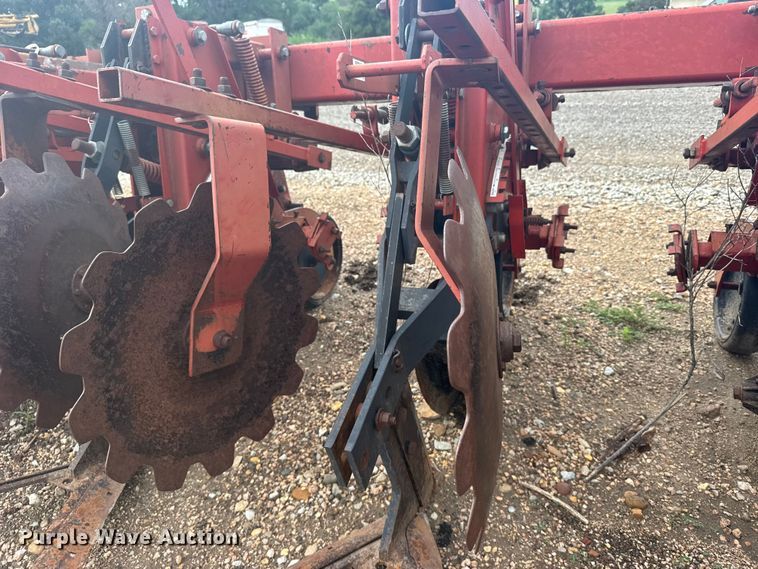 image for item EW4943 Krause row crop cultivator