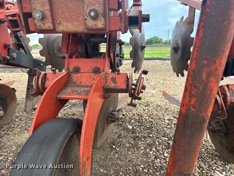 image for item EW4943 Krause row crop cultivator