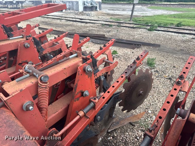 image for item EW4943 Krause row crop cultivator