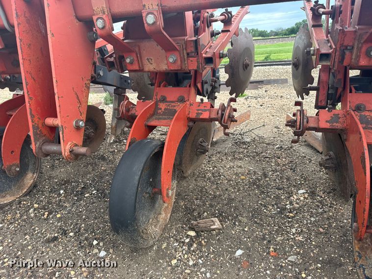 image for item EW4943 Krause row crop cultivator