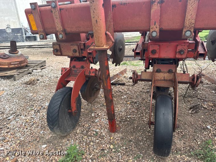 image for item EW4943 Krause row crop cultivator