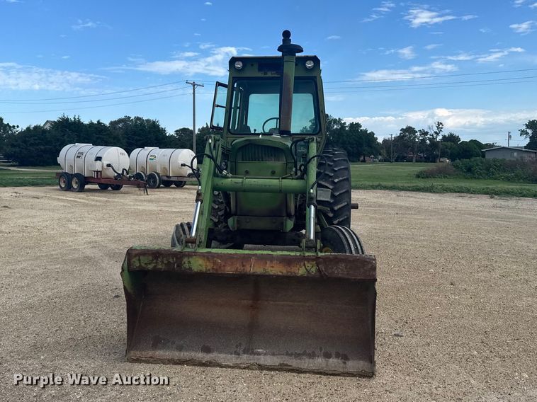 image for item EW4944 John Deere 4320 tractor