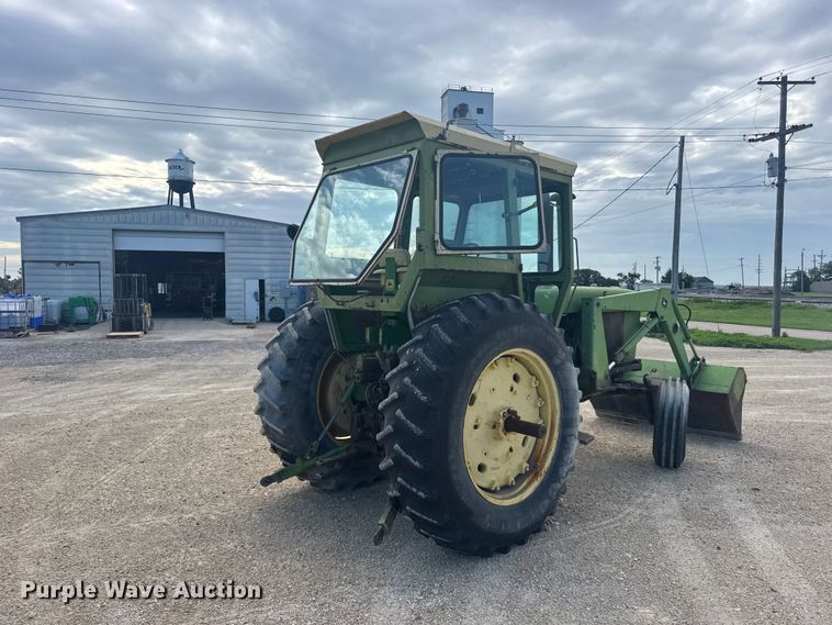 image for item EW4944 John Deere 4320 tractor