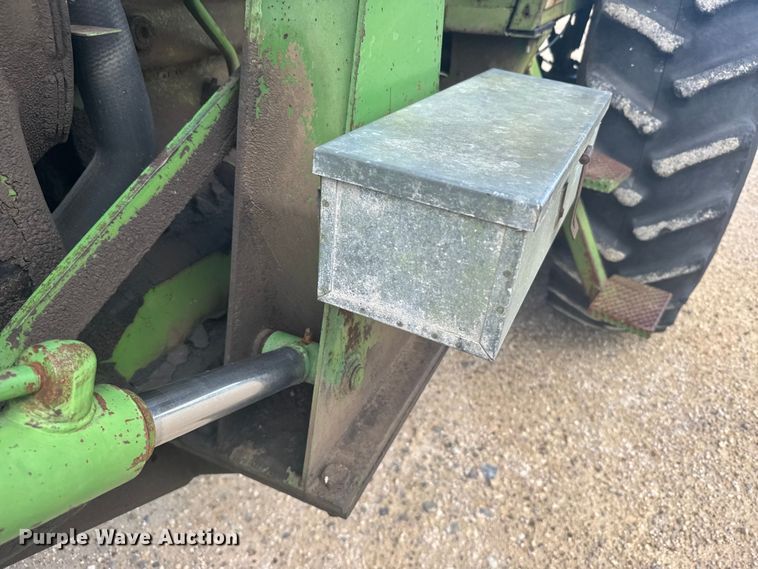 image for item EW4944 John Deere 4320 tractor