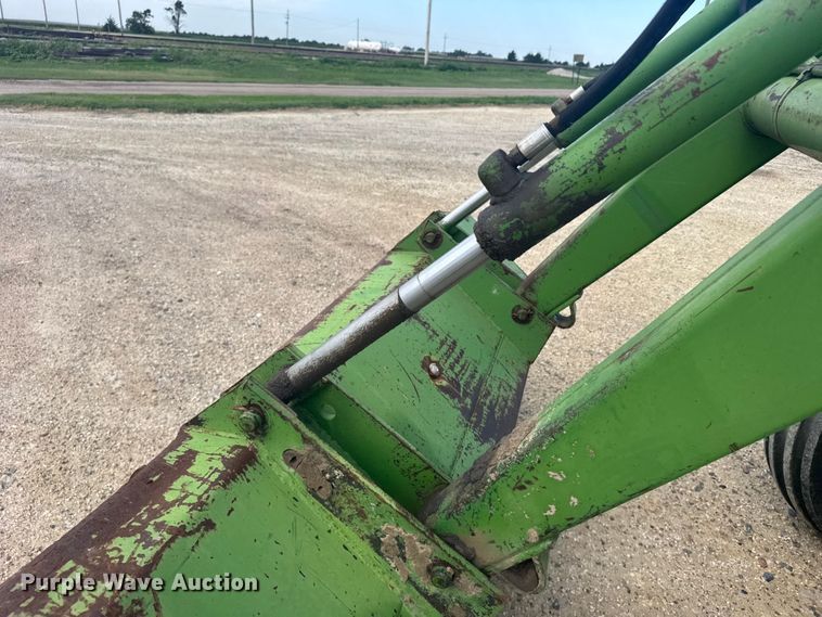 image for item EW4944 John Deere 4320 tractor
