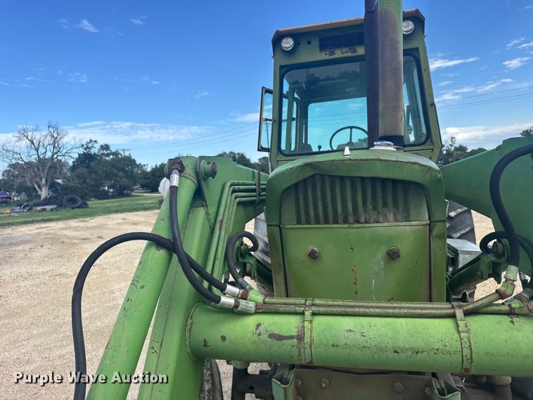 image for item EW4944 John Deere 4320 tractor
