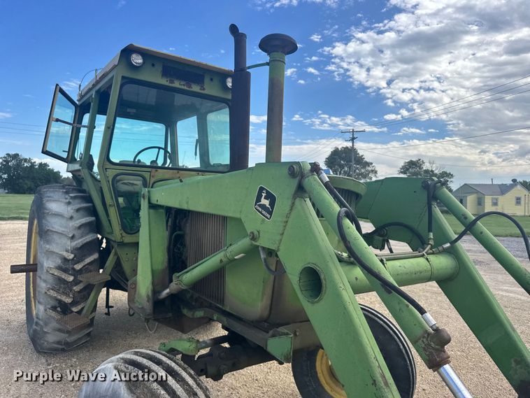 image for item EW4944 John Deere 4320 tractor