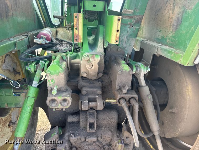 image for item EW4944 John Deere 4320 tractor