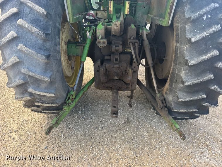 image for item EW4944 John Deere 4320 tractor