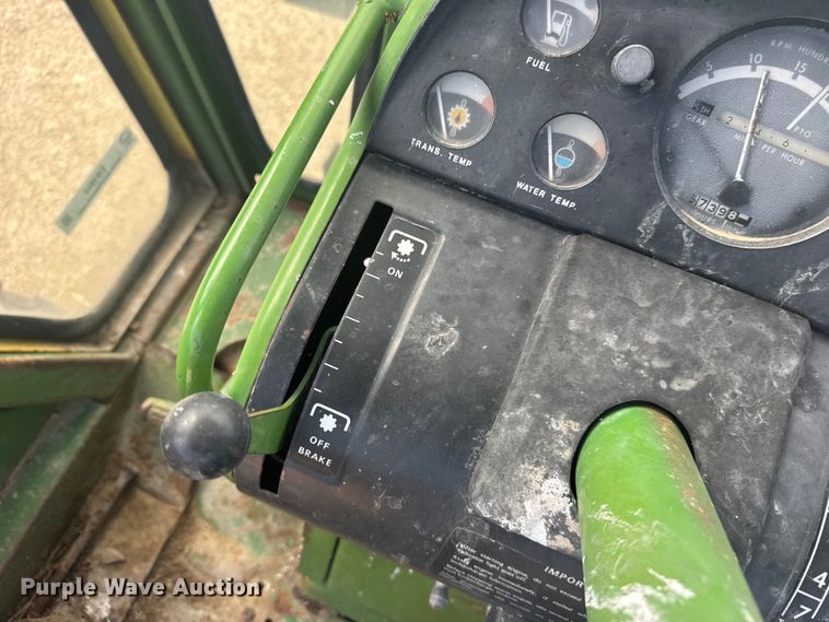 image for item EW4944 John Deere 4320 tractor
