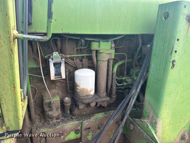 image for item EW4944 John Deere 4320 tractor
