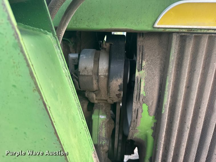 image for item EW4944 John Deere 4320 tractor