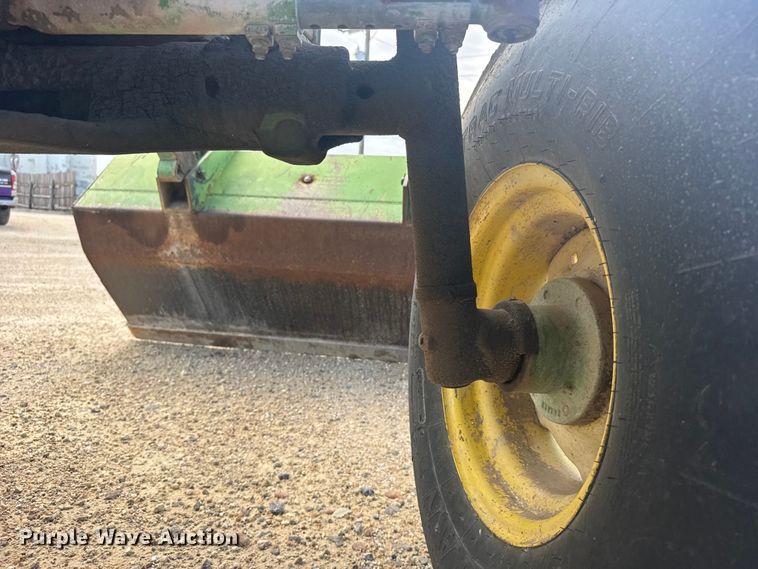 image for item EW4944 John Deere 4320 tractor