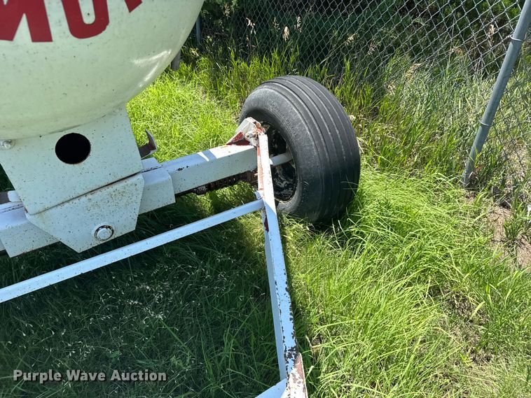 image for item EW4954 NH3 tank trailer