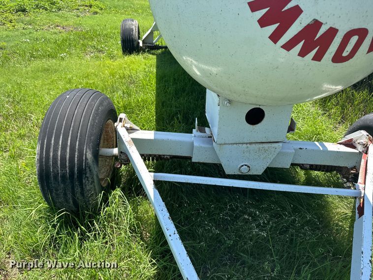 image for item EW4954 NH3 tank trailer