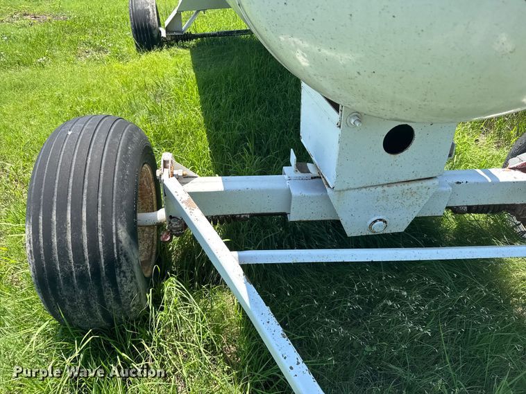 image for item EW4954 NH3 tank trailer