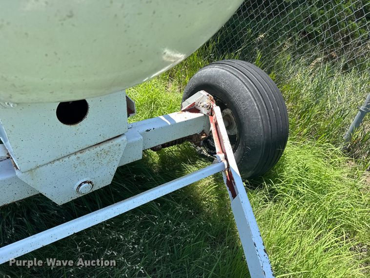 image for item EW4954 NH3 tank trailer