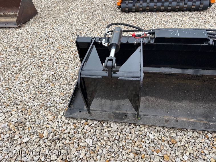 image for item EX2008 Captok skid steer grapple bucket