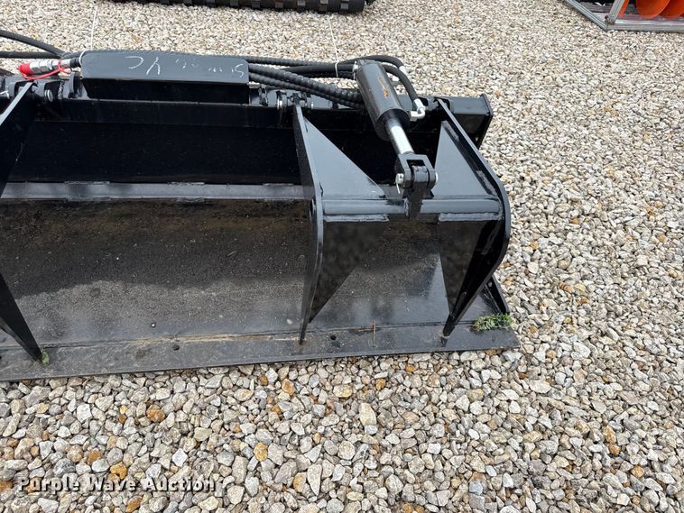 image for item EX2008 Captok skid steer grapple bucket