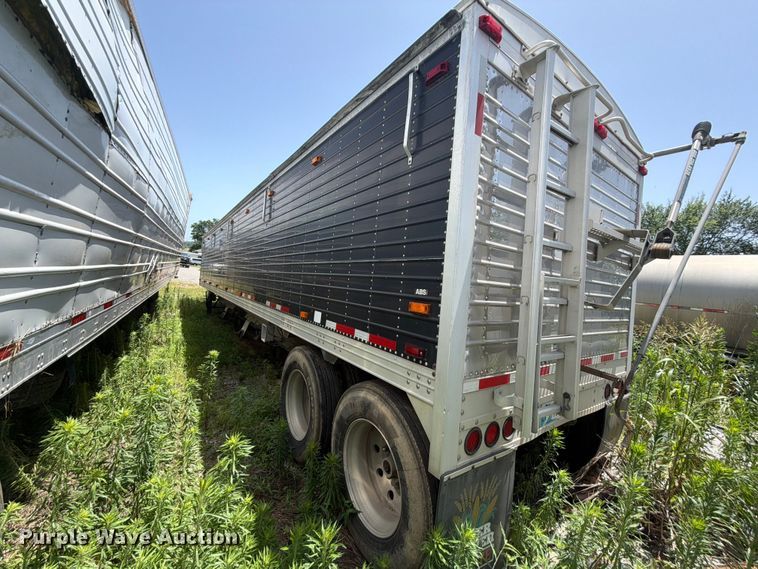 image for item EX2526 2007 Timpte grain trailer