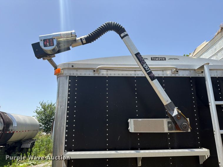image for item EX2526 2007 Timpte grain trailer