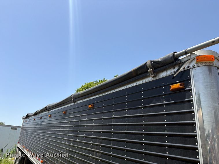 image for item EX2526 2007 Timpte grain trailer