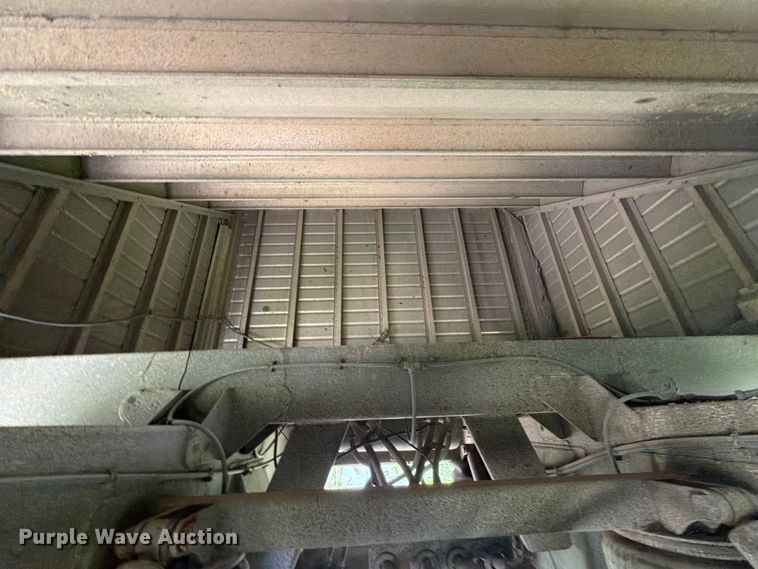 image for item EX2526 2007 Timpte grain trailer