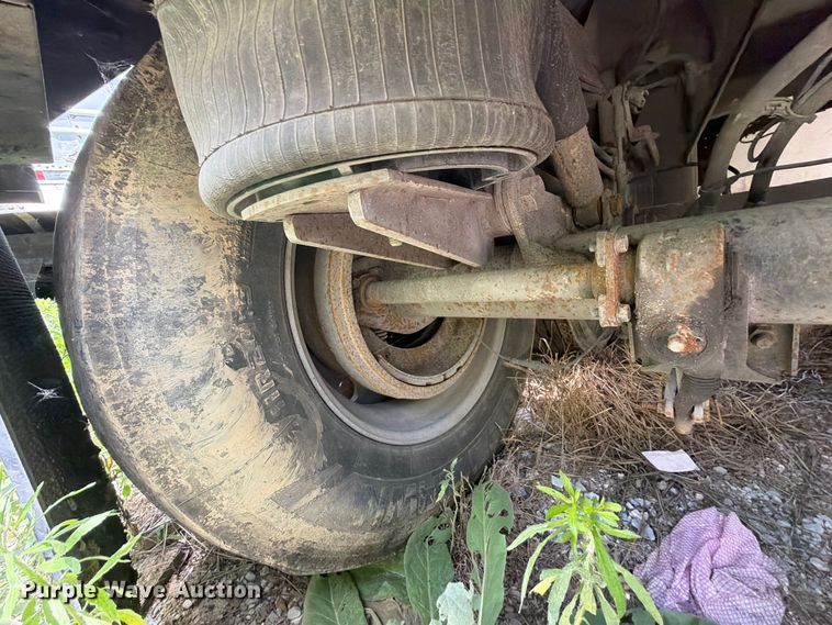 image for item EX2526 2007 Timpte grain trailer