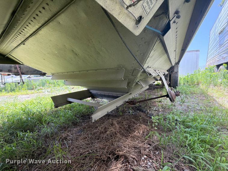 image for item EX2526 2007 Timpte grain trailer