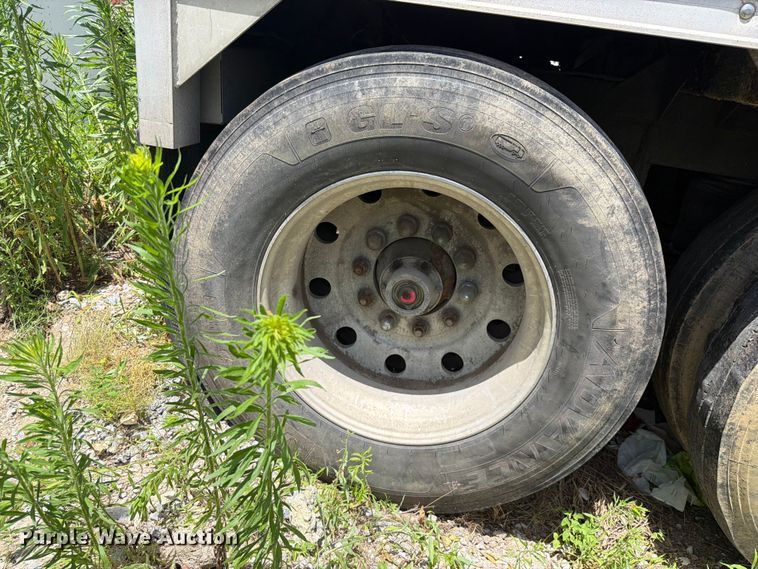 image for item EX2526 2007 Timpte grain trailer