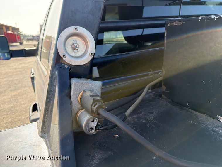 image for item EX4011 2011 Dodge Ram 3500 Heavy Duty Crew Cab flatbed pickup truck