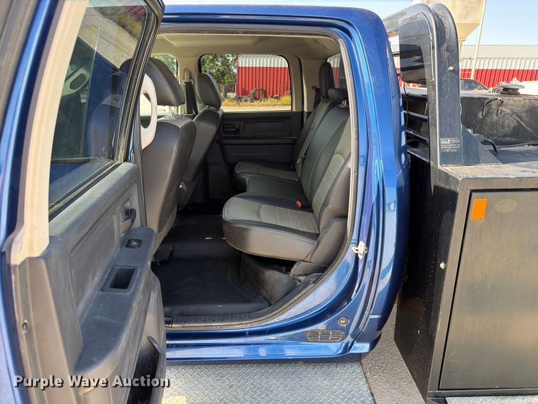 image for item EX4011 2011 Dodge Ram 3500 Heavy Duty Crew Cab flatbed pickup truck
