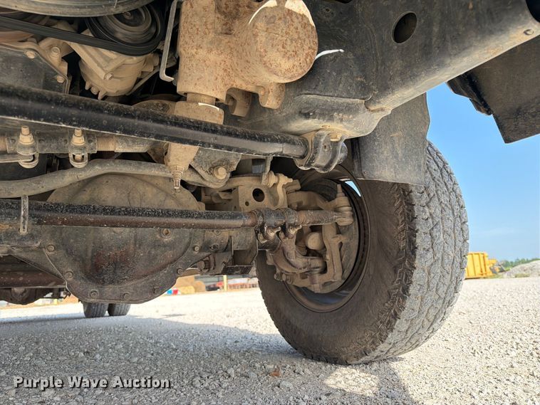 image for item EX4011 2011 Dodge Ram 3500 Heavy Duty Crew Cab flatbed pickup truck