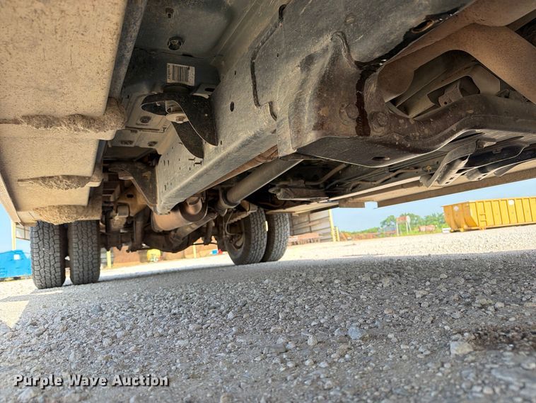 image for item EX4011 2011 Dodge Ram 3500 Heavy Duty Crew Cab flatbed pickup truck
