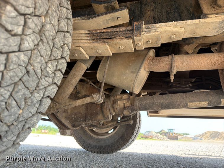 image for item EX4011 2011 Dodge Ram 3500 Heavy Duty Crew Cab flatbed pickup truck