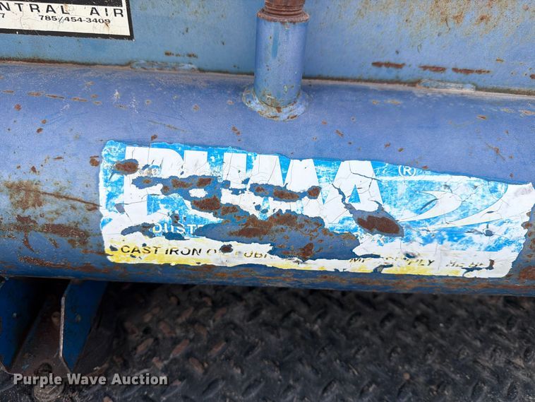 image for item EX4011 2011 Dodge Ram 3500 Heavy Duty Crew Cab flatbed pickup truck
