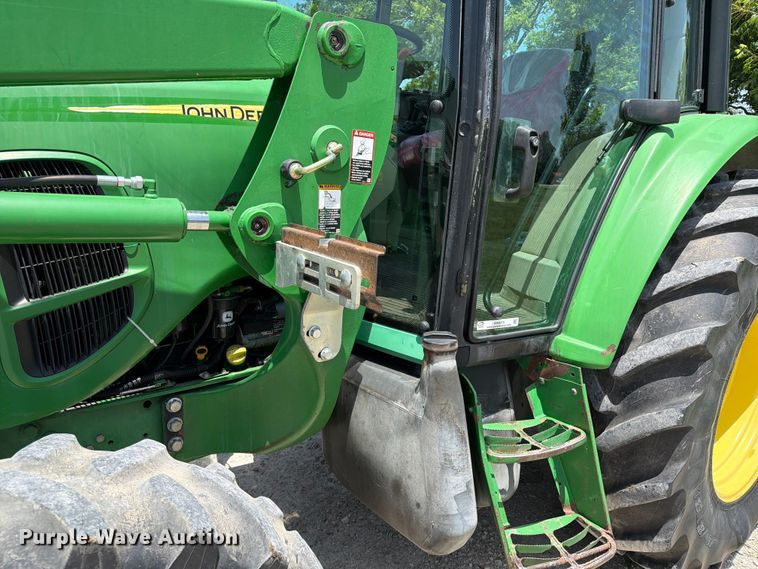 image for item EX4015 2009 John Deere 6330 MFWD tractor