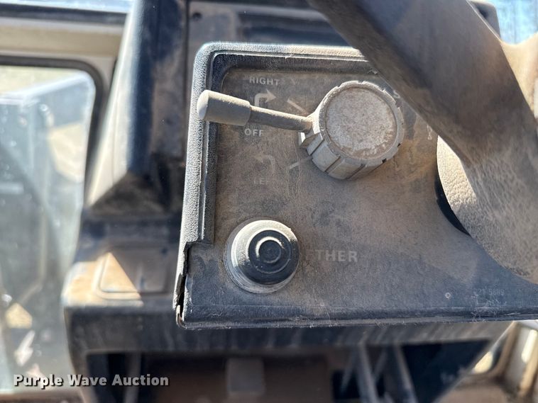 image for item FB6775 Case 2390 tractor