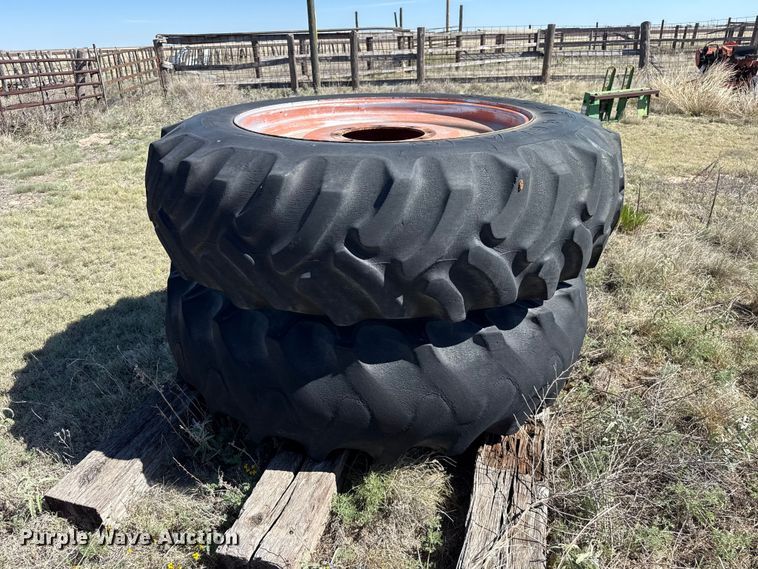image for item FB6775 Case 2390 tractor