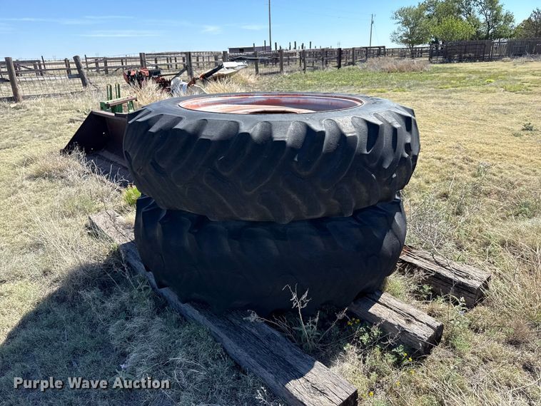 image for item FB6775 Case 2390 tractor
