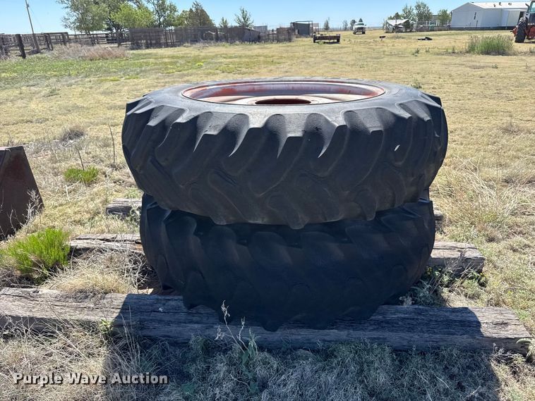 image for item FB6775 Case 2390 tractor
