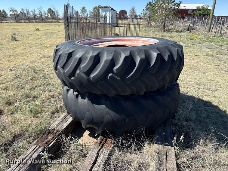 image for item FB6775 Case 2390 tractor