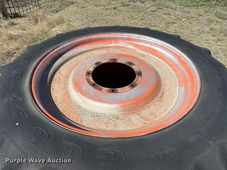 image for item FB6775 Case 2390 tractor