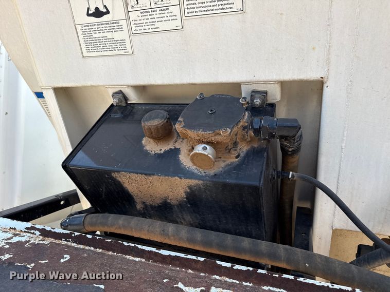image for item FB6798 2001 Peterbilt 379 applicator truck