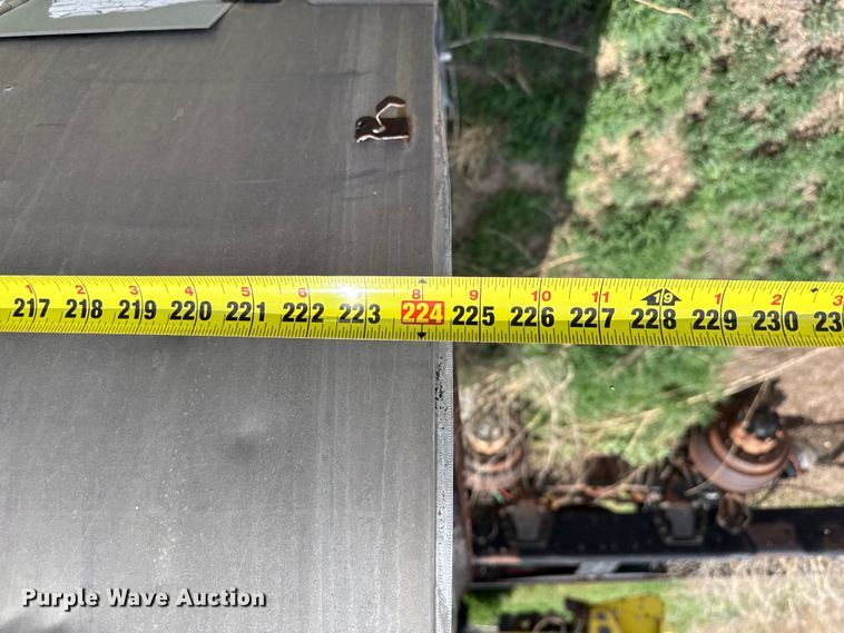 image for item FB6802 Truck mounted tank