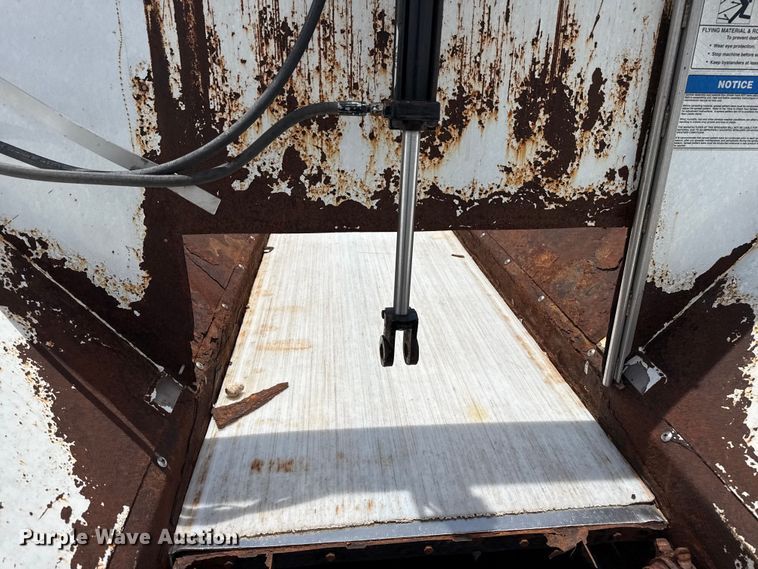 image for item FB6803 New Leader L5034G4 spreader bed